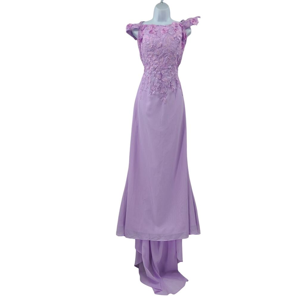 Formal Lace floral applique off shoulder gown w/Cape Lilac Wedding Size 16W - Picture 2 of 13